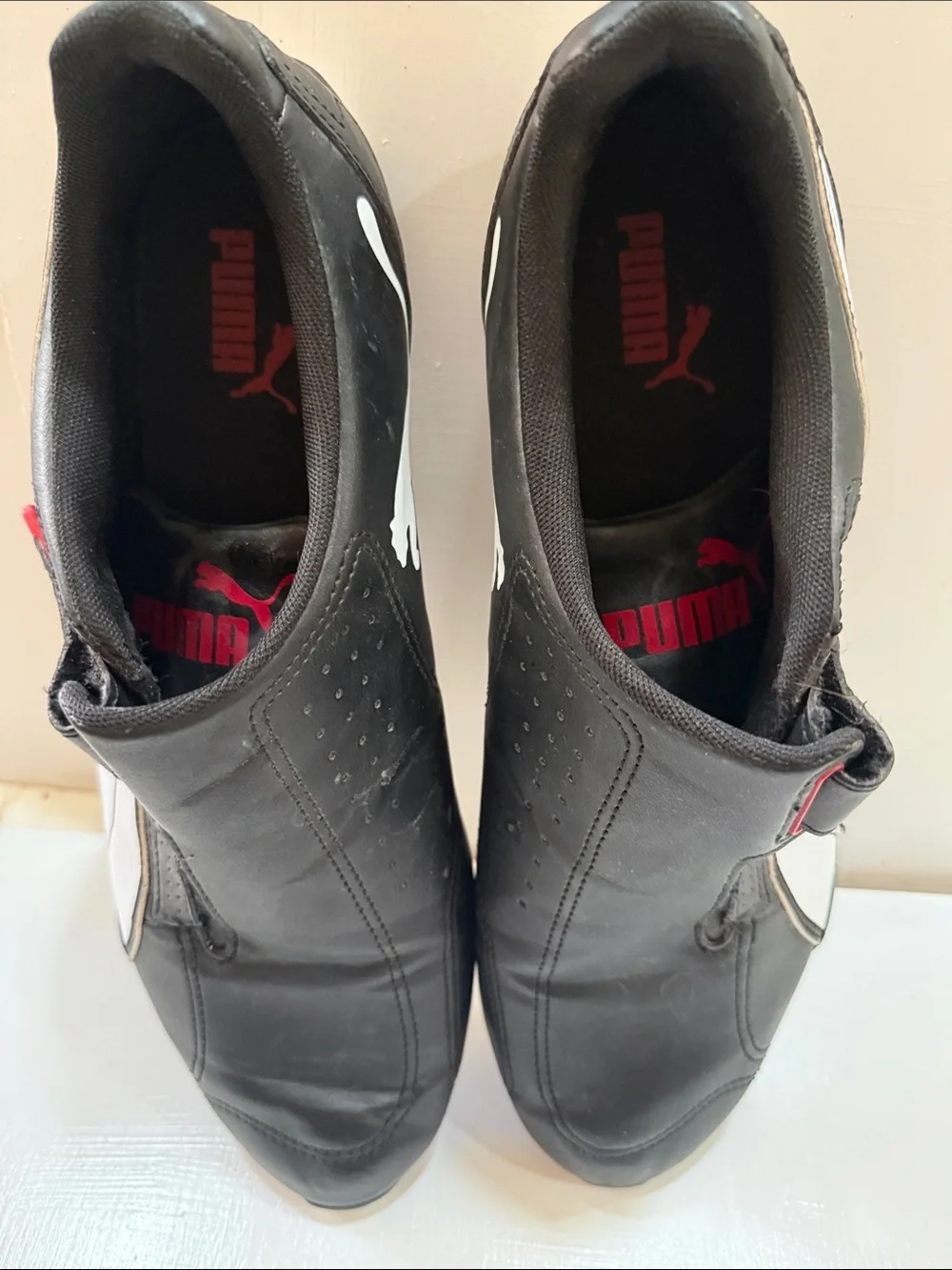 PUMA REDON MENS 13 MOVE DRIVING SHOES BLACK WHITE ADJUSTABLE CASUAL SNEAKERS